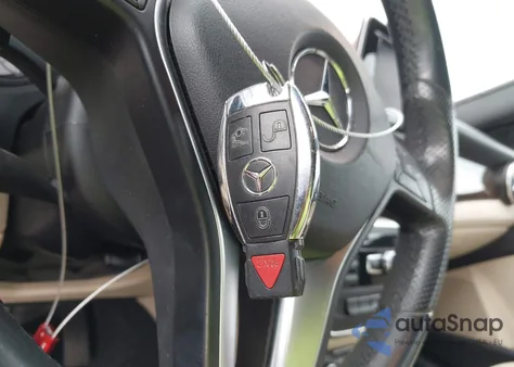 2014 Mercedes-Benz Cla 250 z USA, uszkodzony, nr VIN WDDSJ4EB9EN137543